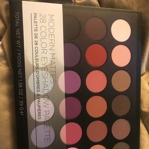 BH cosmetics palette